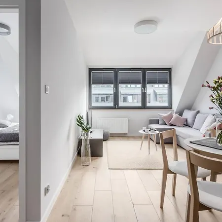 128 Kolo Brzegu, Spa, Parking Podczele Lwowska